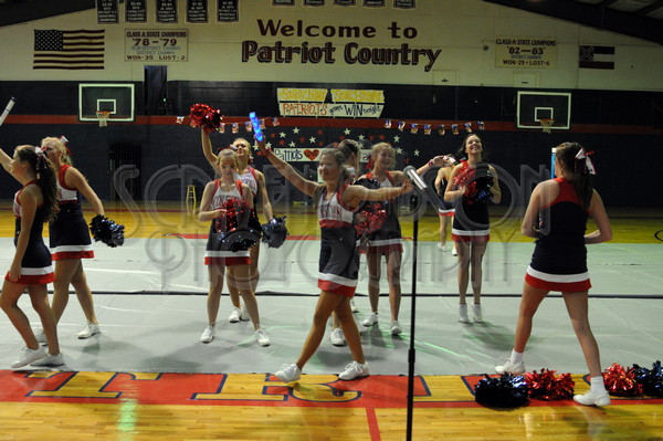 8-28 WA Pep Rally 182.JPG - SCRIVENER D300